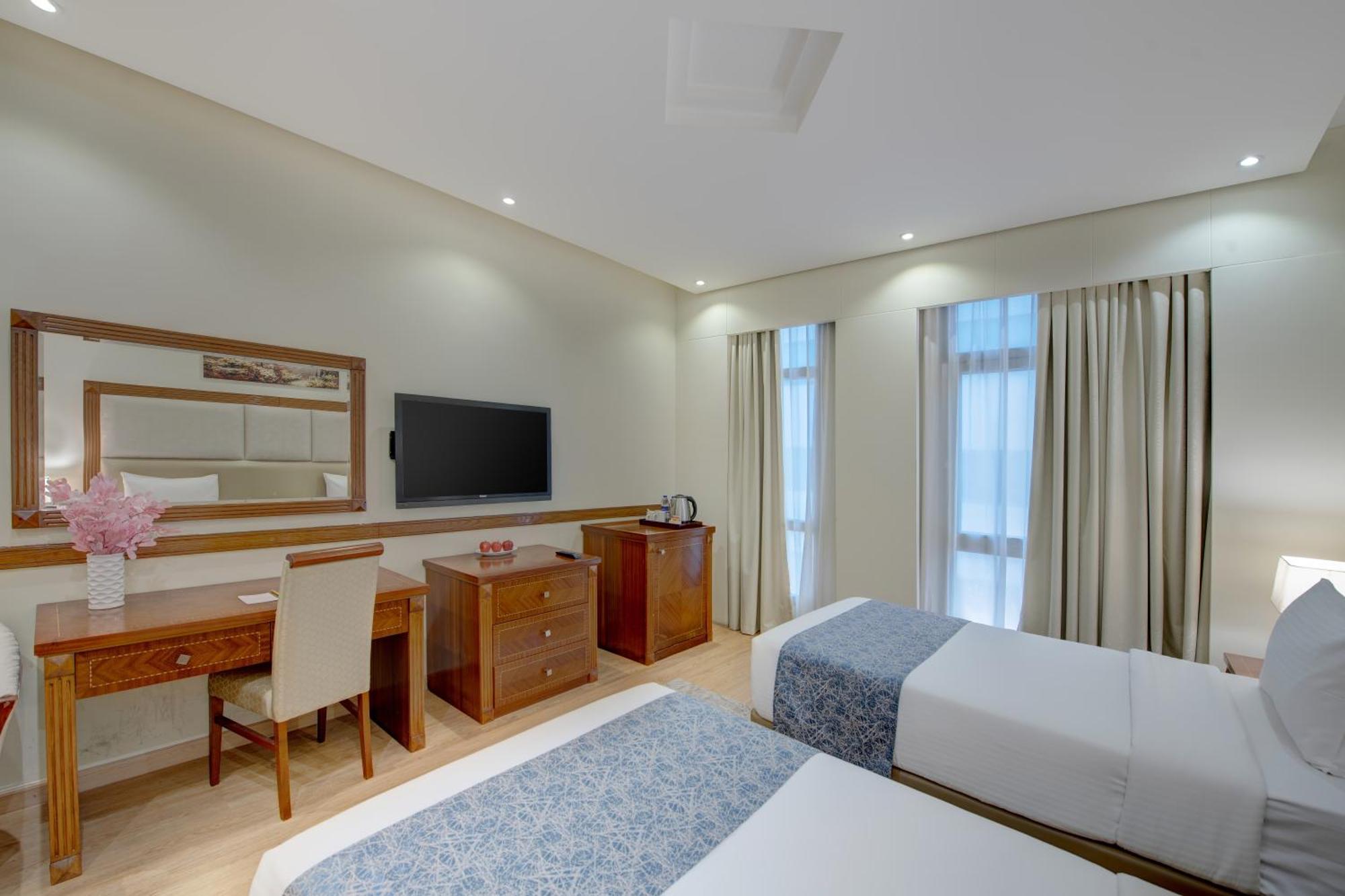 Vendome Plaza Hotel Dubai Exterior foto